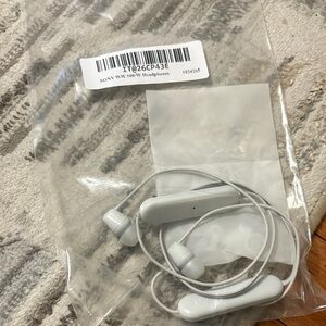 Sony White Wireless Neckband Earbuds